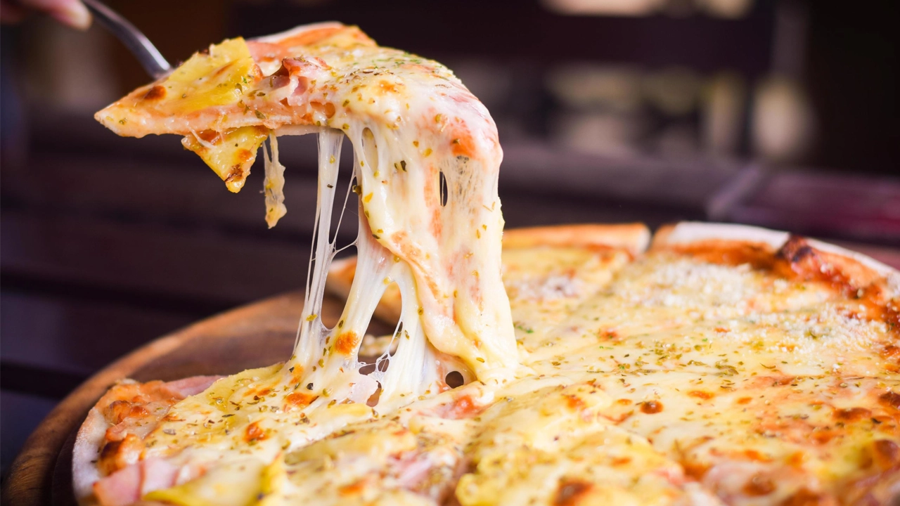 طرز تهیه پنیر پیتزا